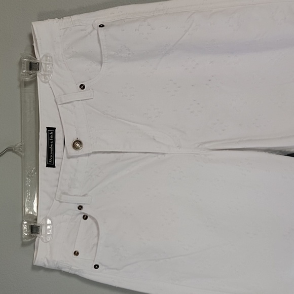 Abercrombie & Fitch white detailed distressed jeans - Picture 2 of 12